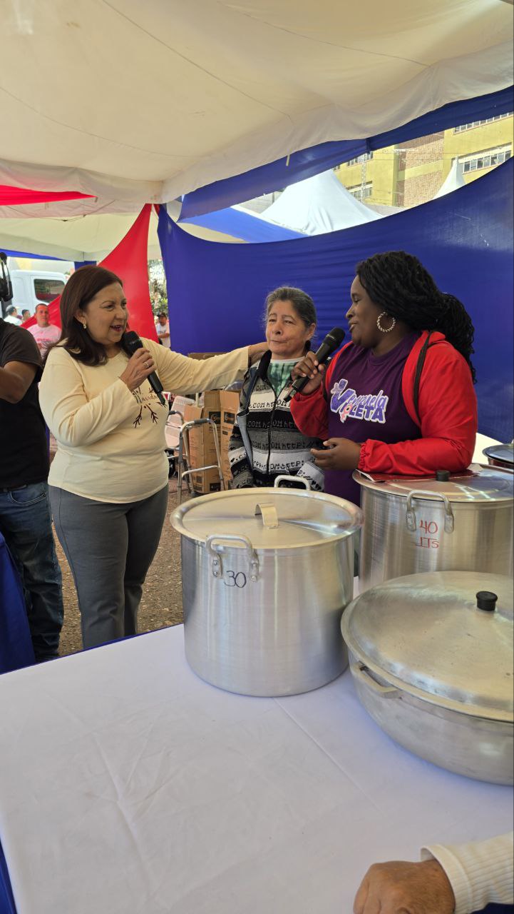 photo_5053257159981861712_y