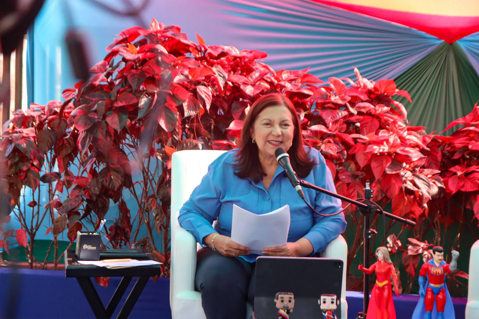 photo_5179252980547521445_w